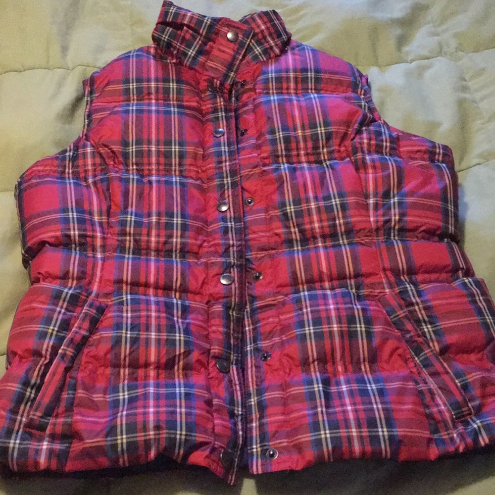 Land’s End puffy vest size S (6-8).